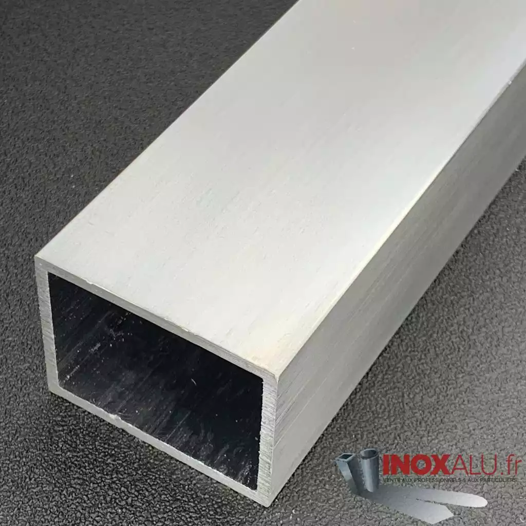 Barre aluminium carrée 3 mètres 50 x 50 mm épaisseur 2 mm